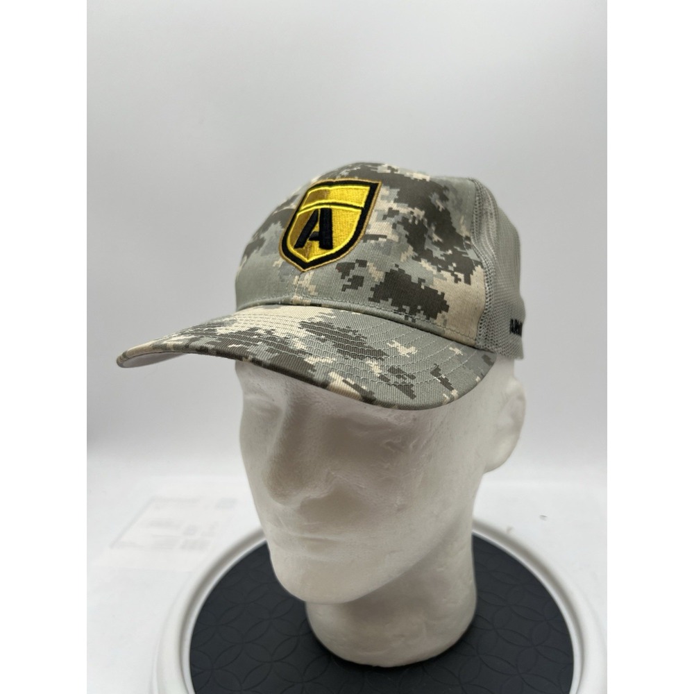 Armoured One Richardson 112P Digital Camo Mesh Trucker Snapback Hat Cap
